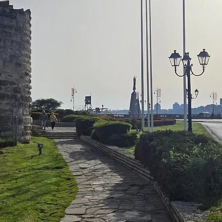 Апартамент Elite 4 *